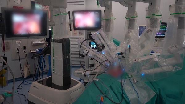 اولین پیوند ریه انسان تمام اتوماتیک به وسیله ربات در دنیا