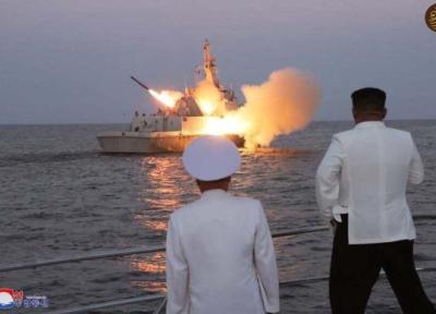 نظارت کیم جونگ اون بر آزمایش موشک کروز از کشتی جنگی